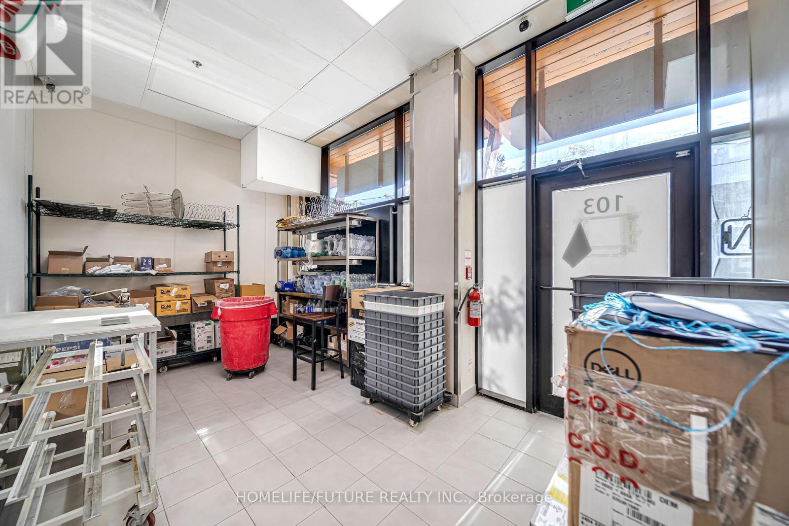 72 Baldwin Street N Property Photo 15