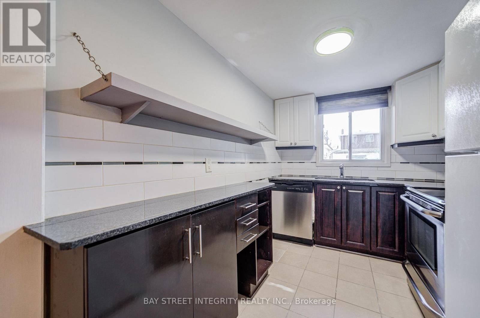19 Robinson Avenue Property Photo 21