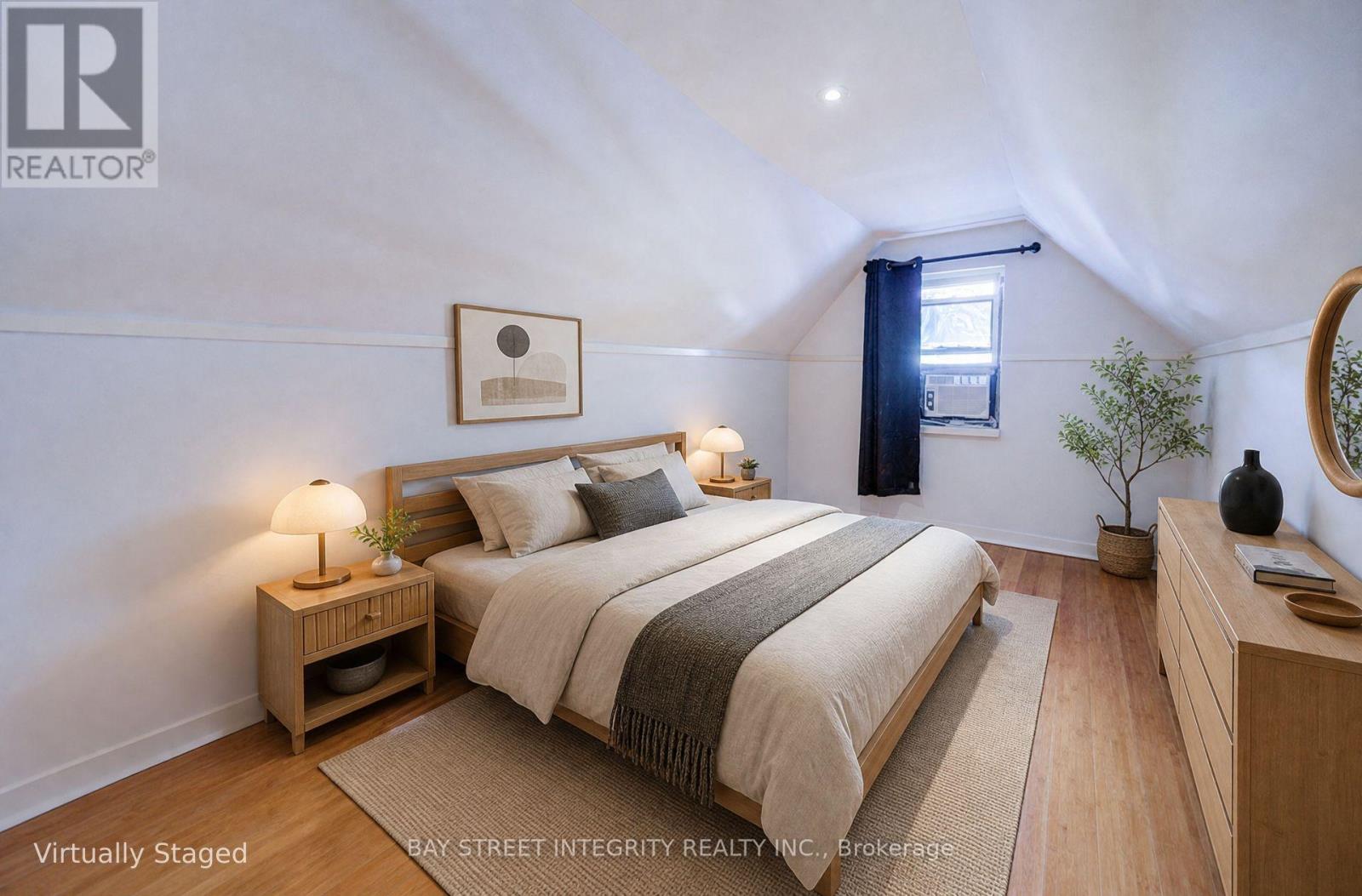 19 Robinson Avenue Property Photo 32