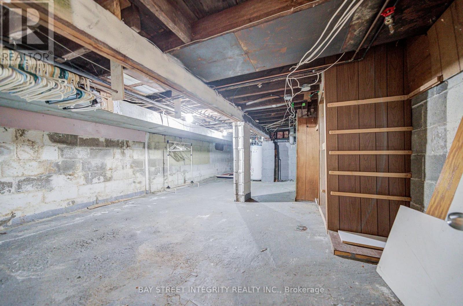 19 Robinson Avenue Property Photo 35