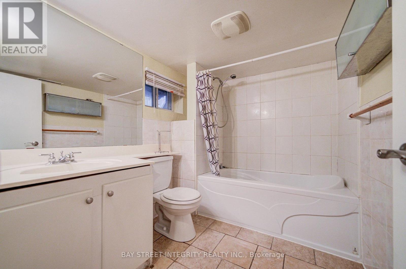 19 Robinson Avenue Property Photo 40