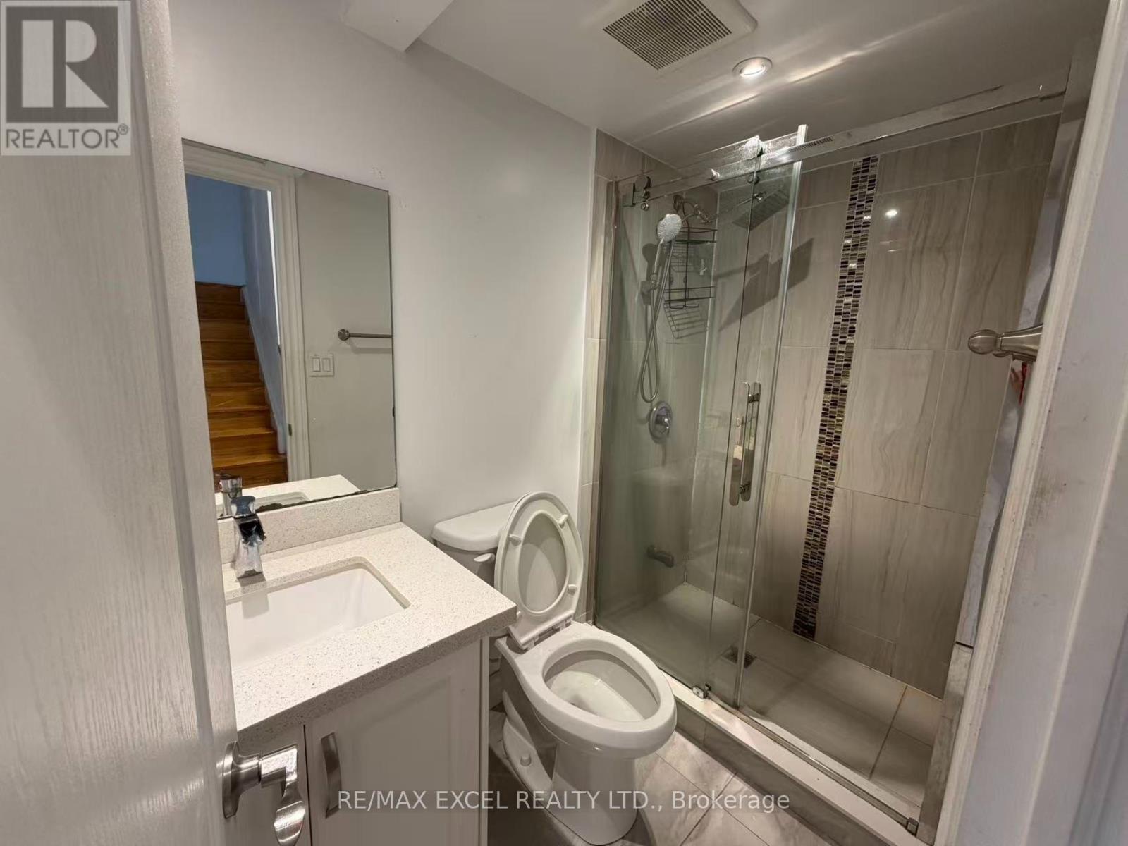 Upper - 56 Leafield Drive Property Photo 12