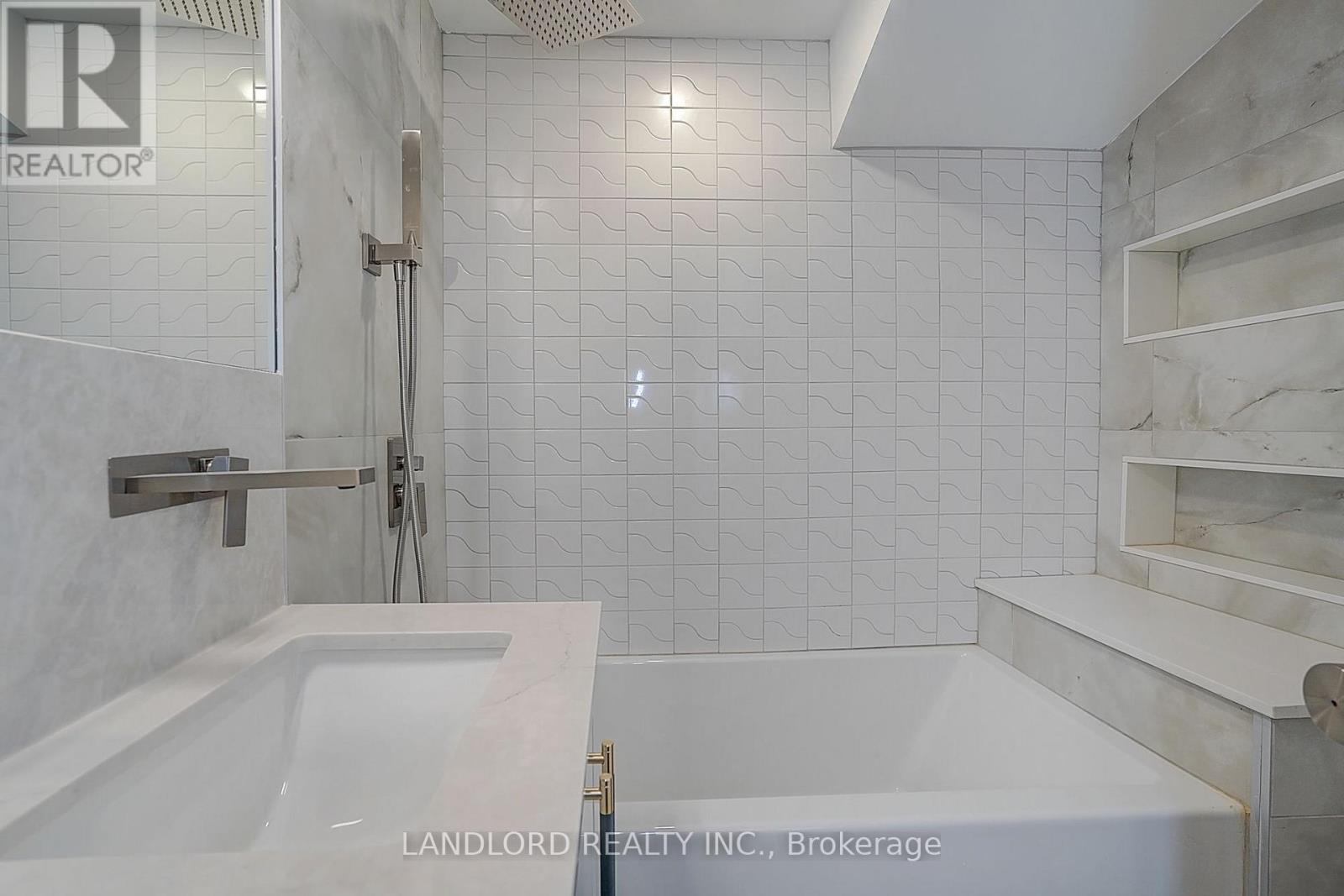 Unit 4 - 1344 Pape Avenue Property Photo 30
