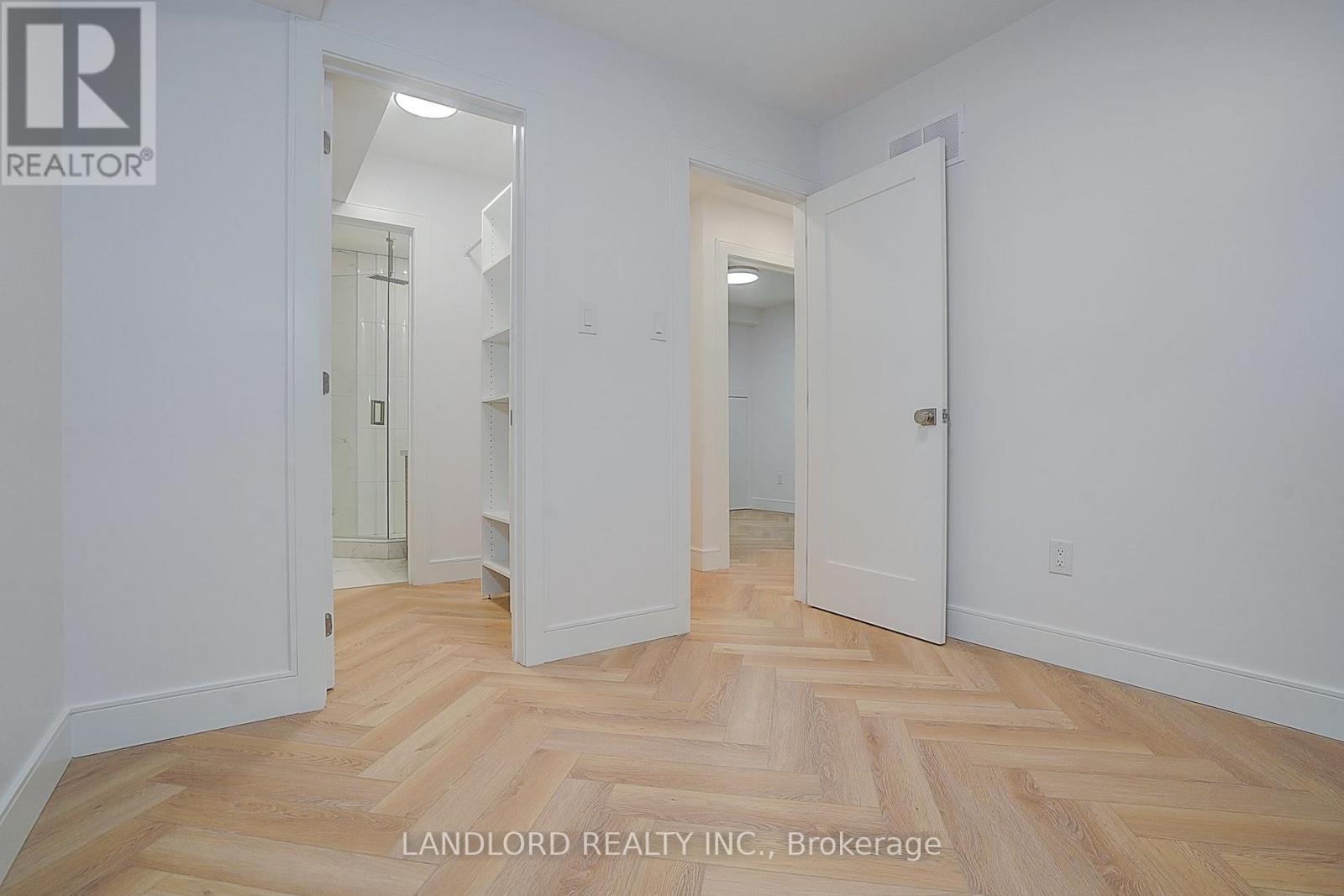 Unit 4 - 1344 Pape Avenue Property Photo 34