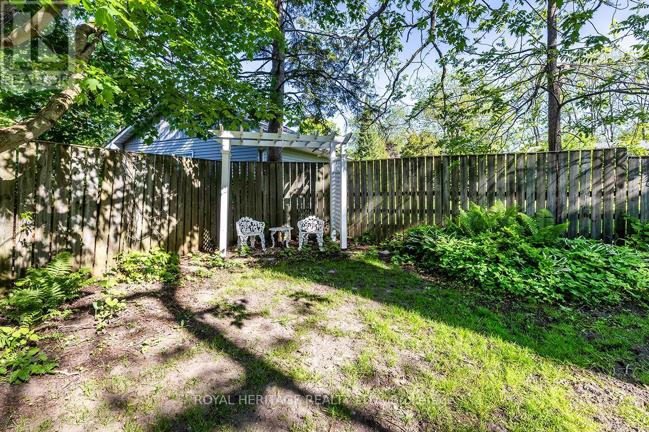 220 Cochrane Street Property Photo 41