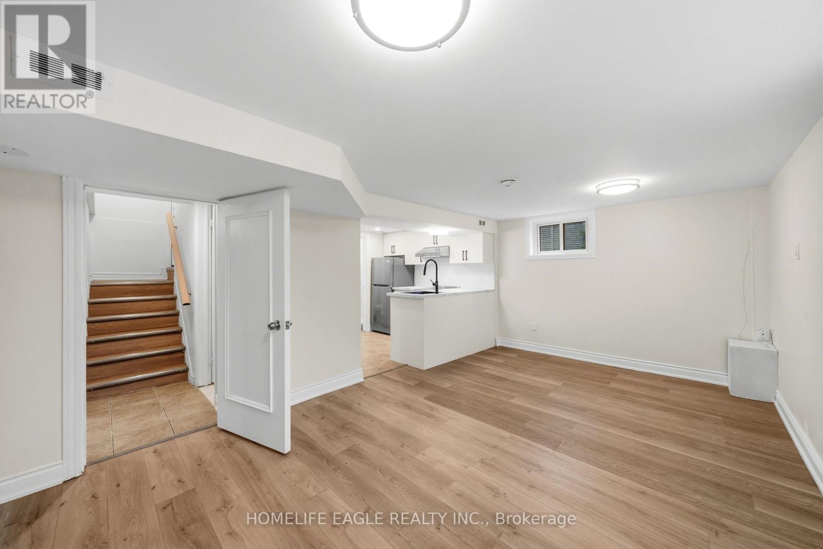 82 Scarborough Heights Boulevard Property Photo 15