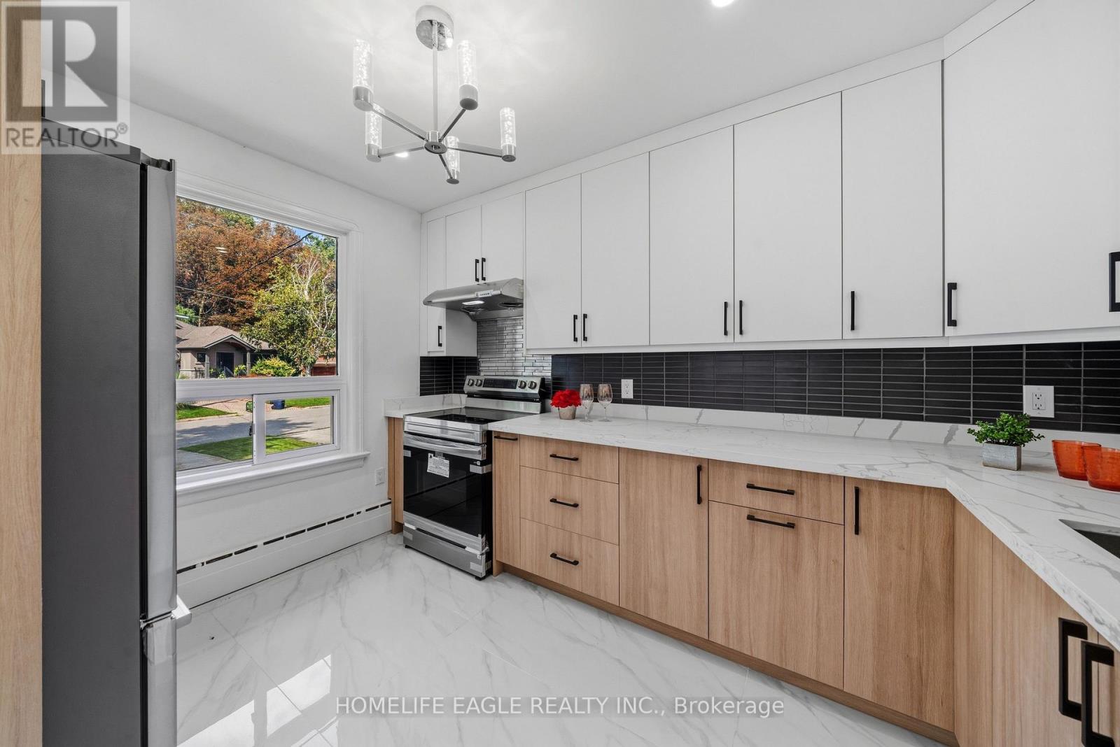 3 Bluewater Avenue Property Photo 6