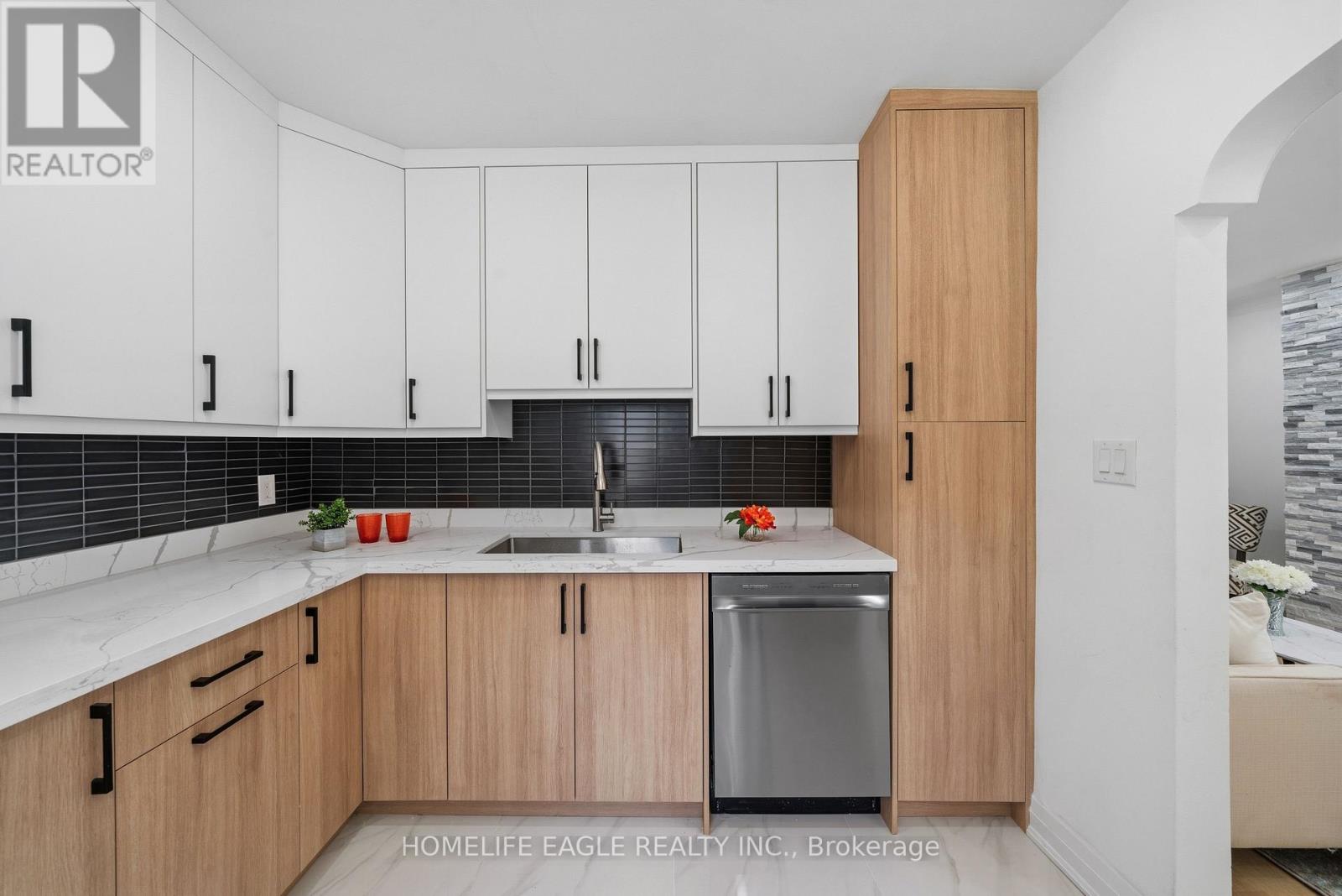 3 Bluewater Avenue Property Photo 7