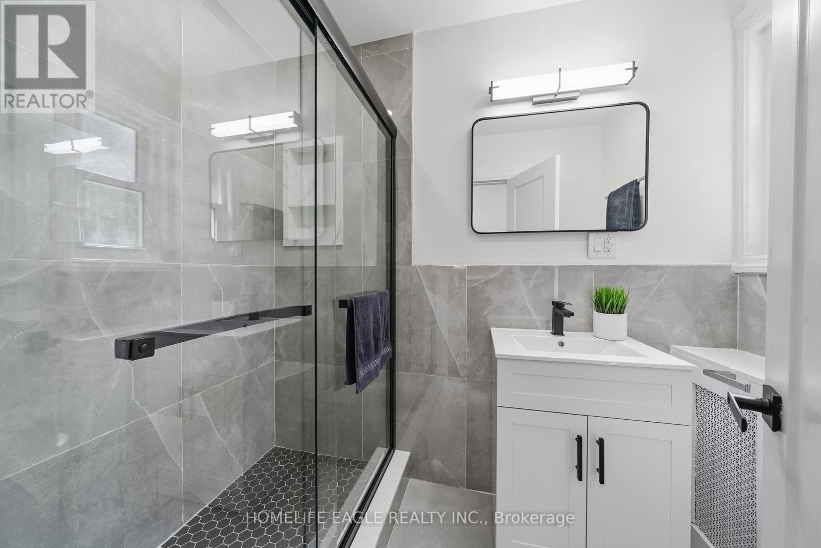 3 Bluewater Avenue Property Photo 14