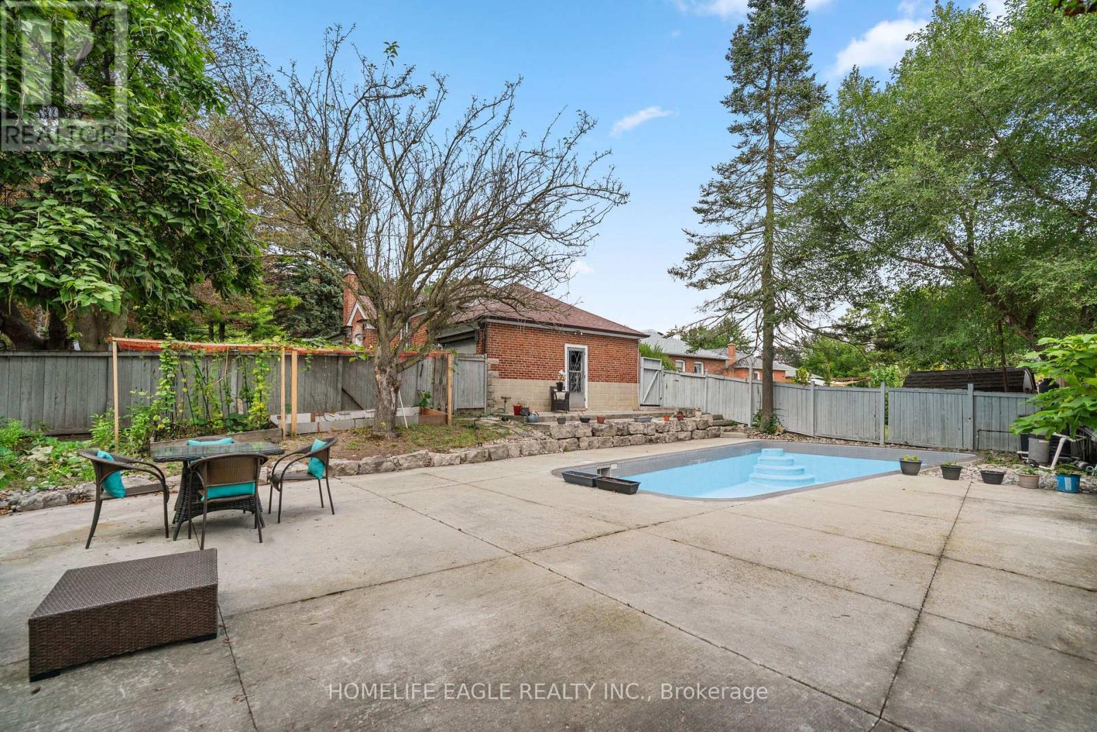 3 Bluewater Avenue Property Photo 23