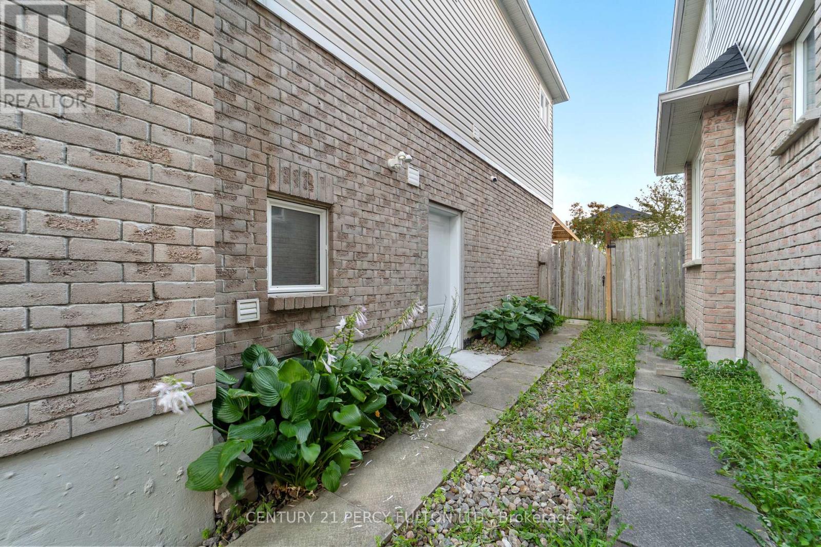 35 Weldon Street Property Photo 4