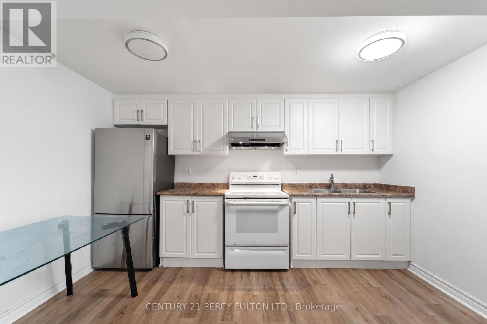 35 Weldon Street Property Photo 8