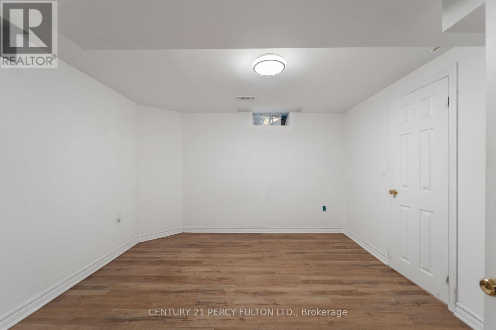 35 Weldon Street Property Photo 9
