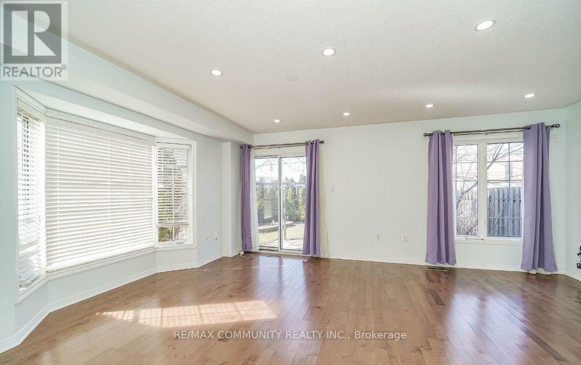 2 Oglevie Drive Property Photo 5