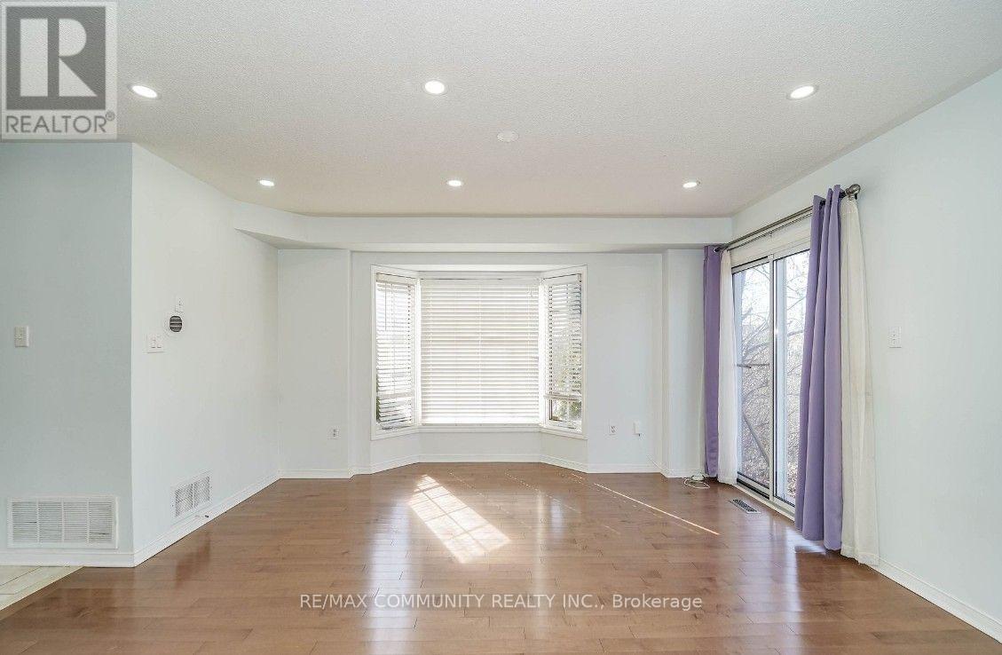2 Oglevie Drive Property Photo 8