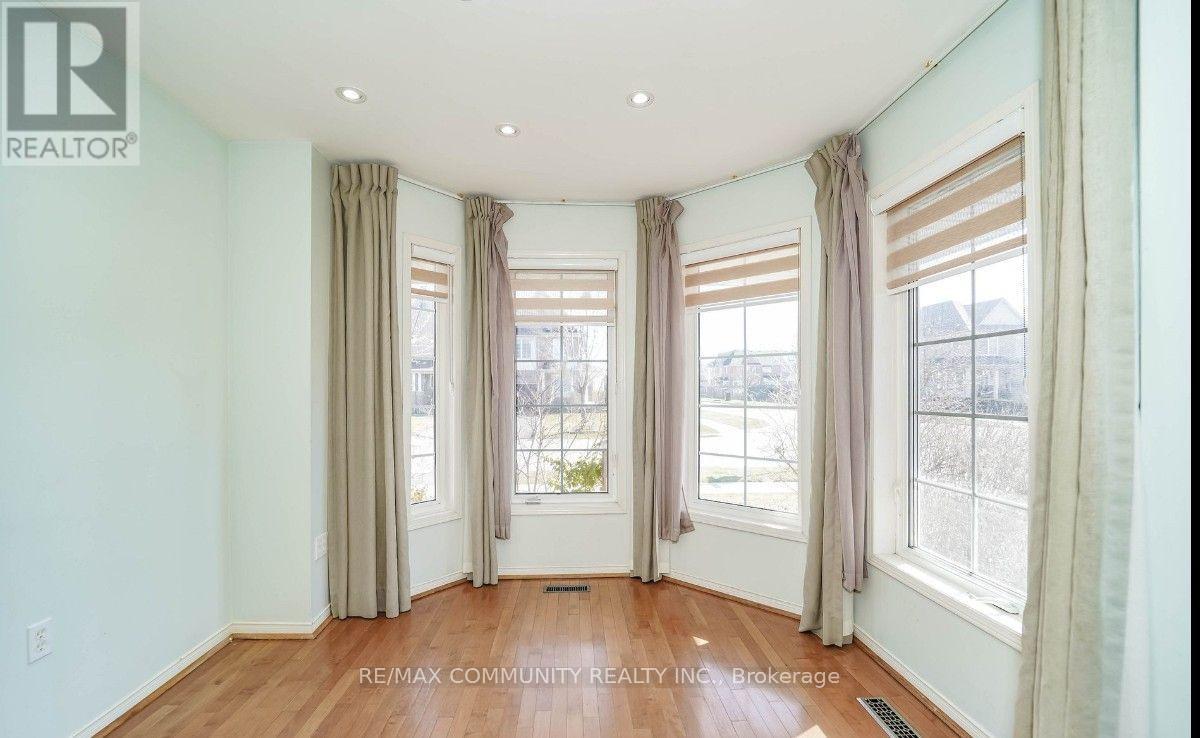2 Oglevie Drive Property Photo 9