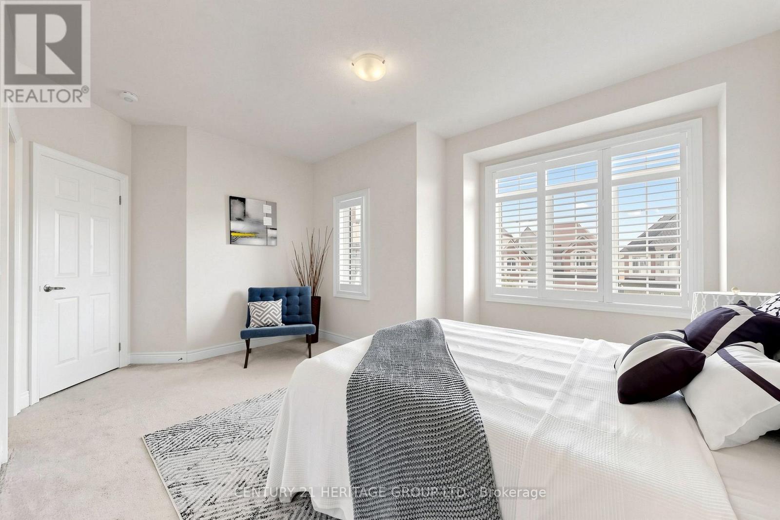 34 Micklefield Avenue Property Photo 25