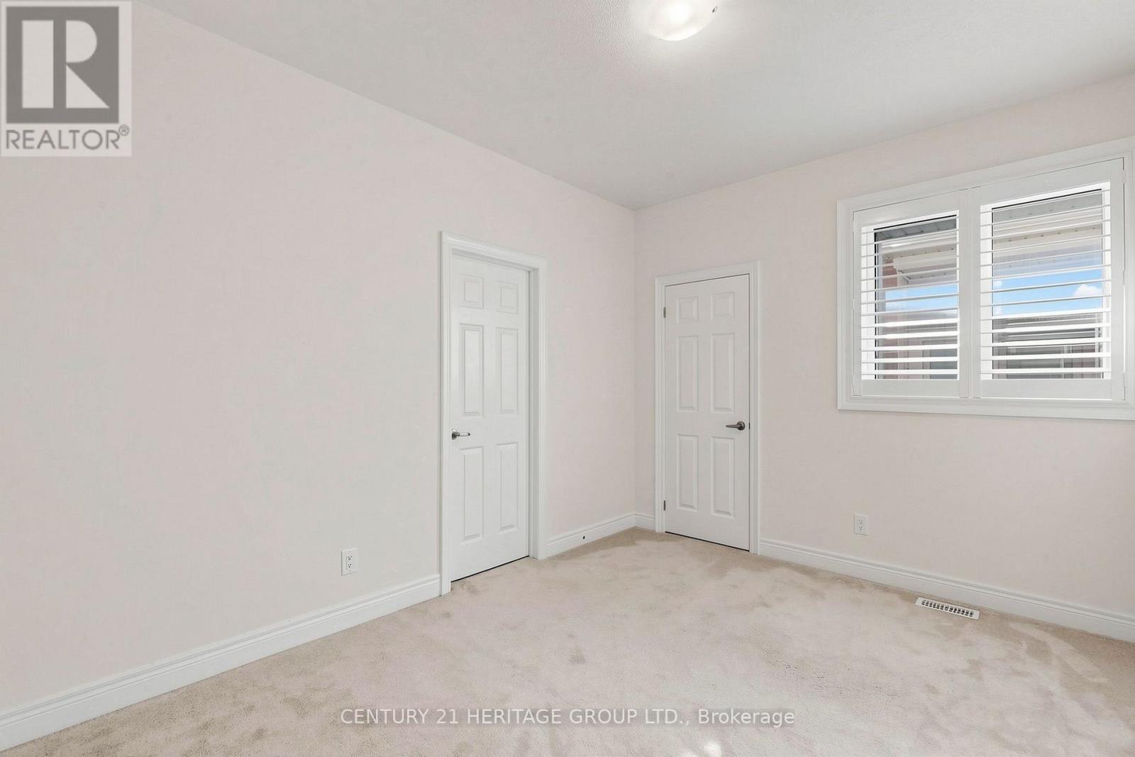 34 Micklefield Avenue Property Photo 29