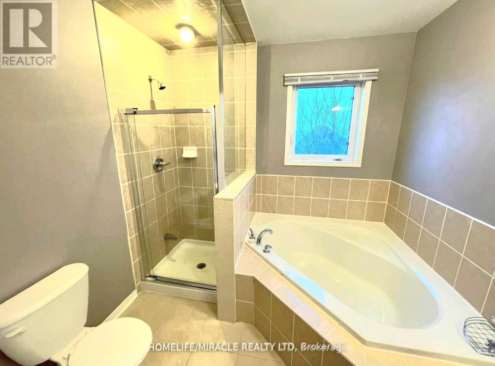 857 Taggart Crescent Property Photo 7