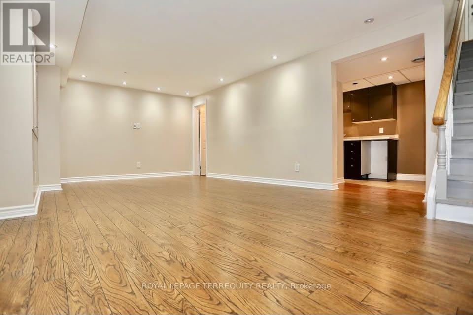 8834 Sheppard Avenue E Property Photo 10