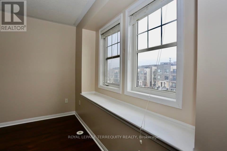 8834 Sheppard Avenue E Property Photo 13