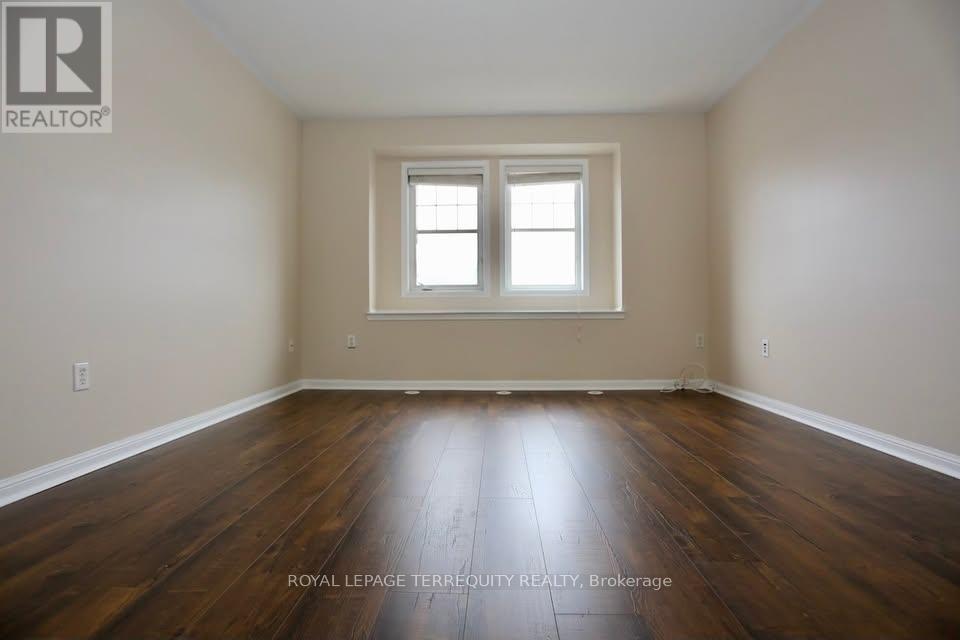 8834 Sheppard Avenue E Property Photo 22
