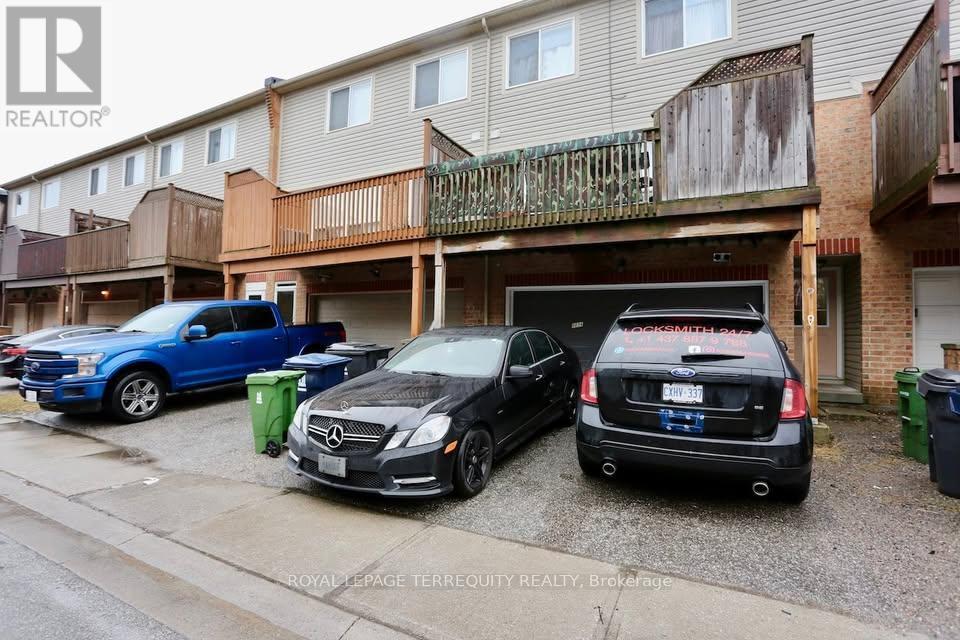 8834 Sheppard Avenue E Property Photo 27