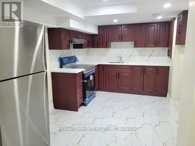 71 Middlecote Drive Property Photo 4