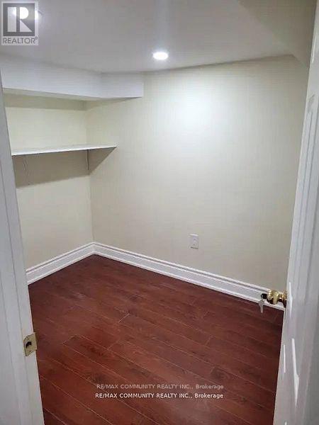 71 Middlecote Drive Property Photo 5