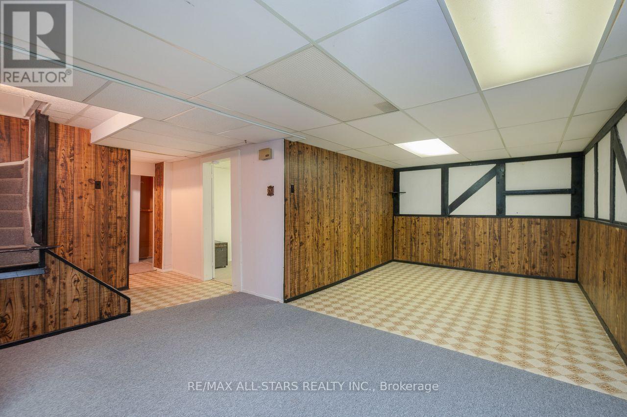 10 Colette Drive Property Photo 15