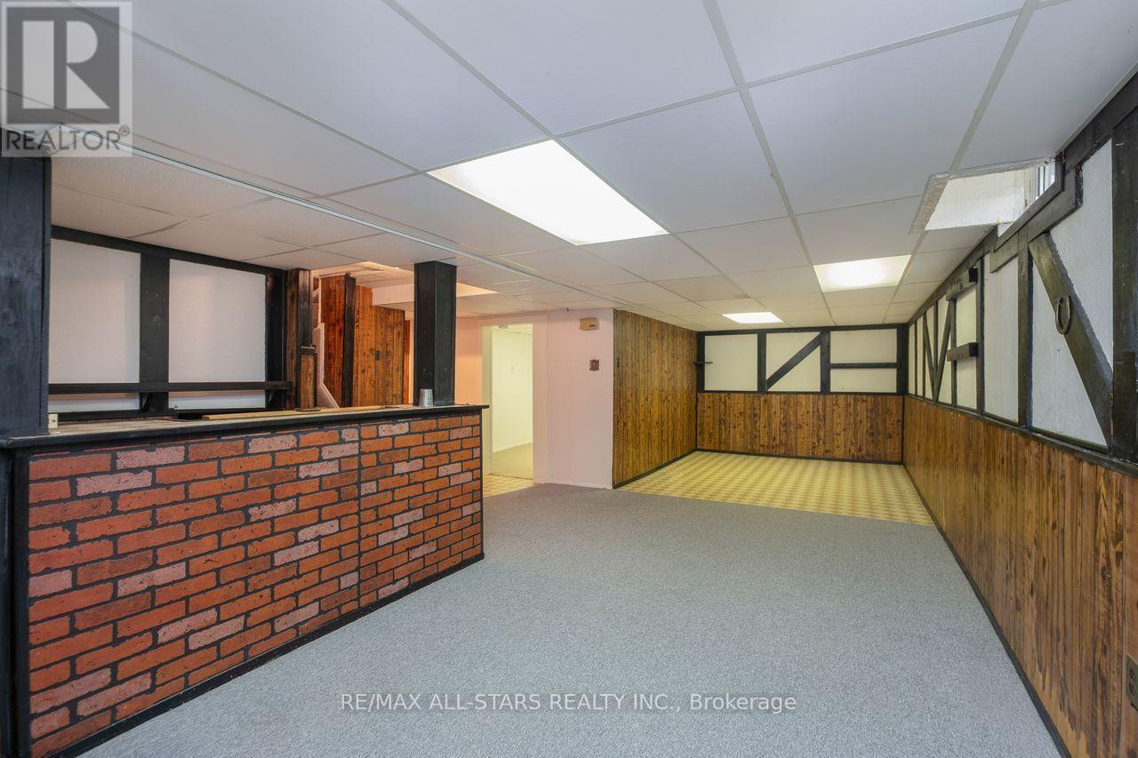10 Colette Drive Property Photo 17