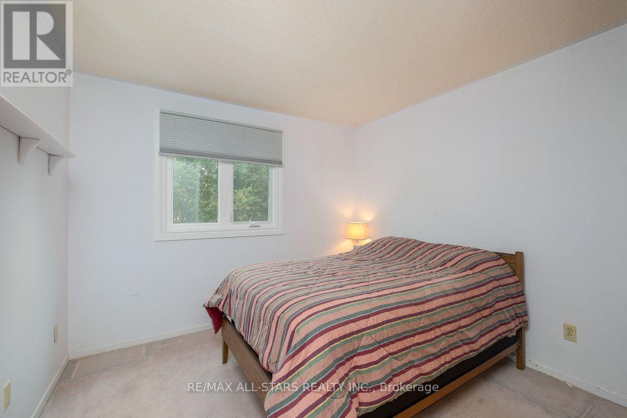 10 Colette Drive Property Photo 18