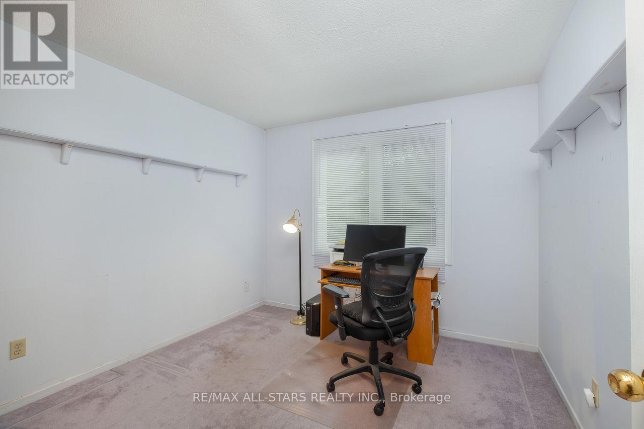 10 Colette Drive Property Photo 20