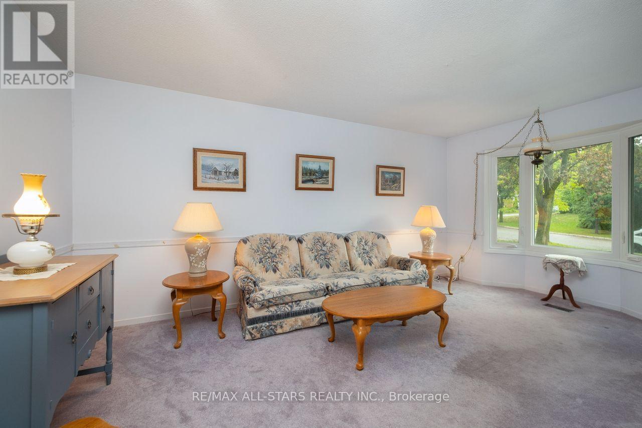 10 Colette Drive Property Photo 26