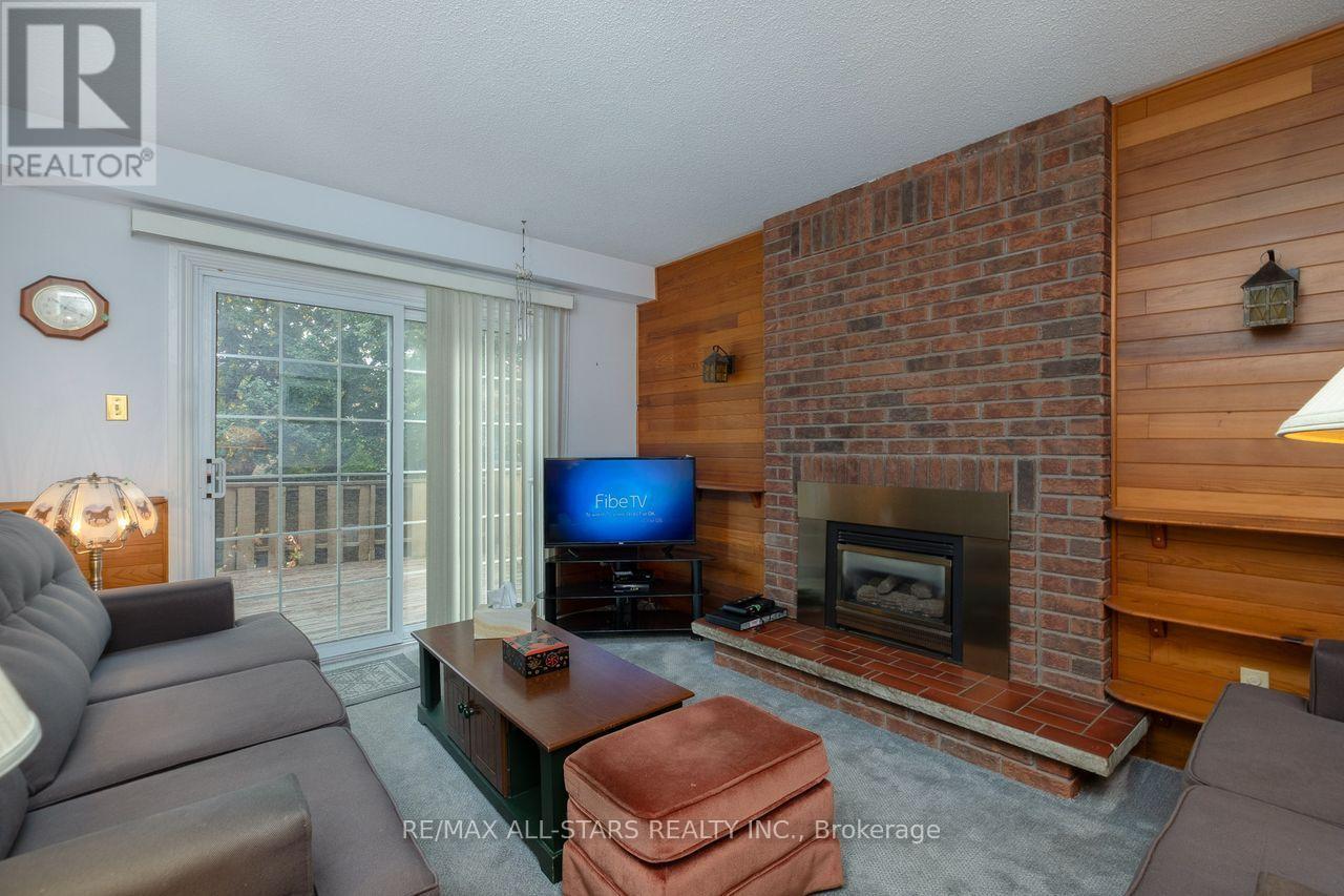 10 Colette Drive Property Photo 28