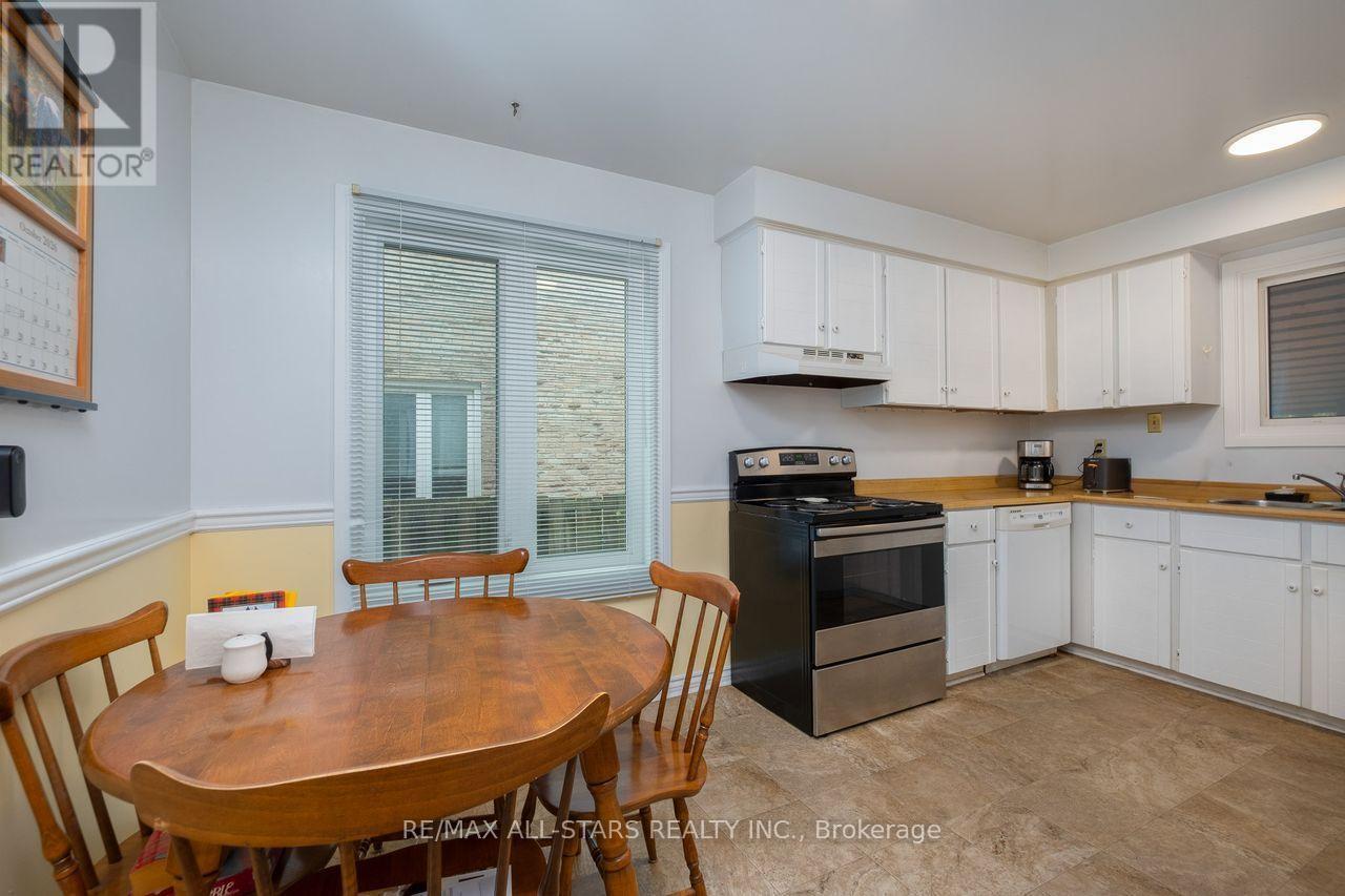 10 Colette Drive Property Photo 32