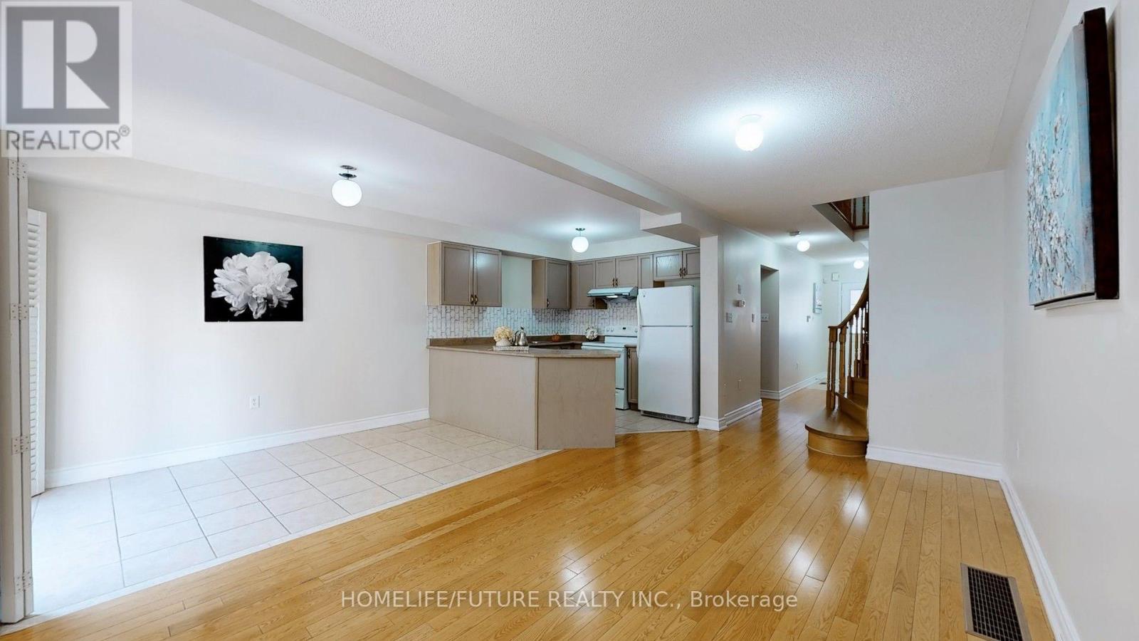 47 - 435 Middlefield Road Property Photo 5