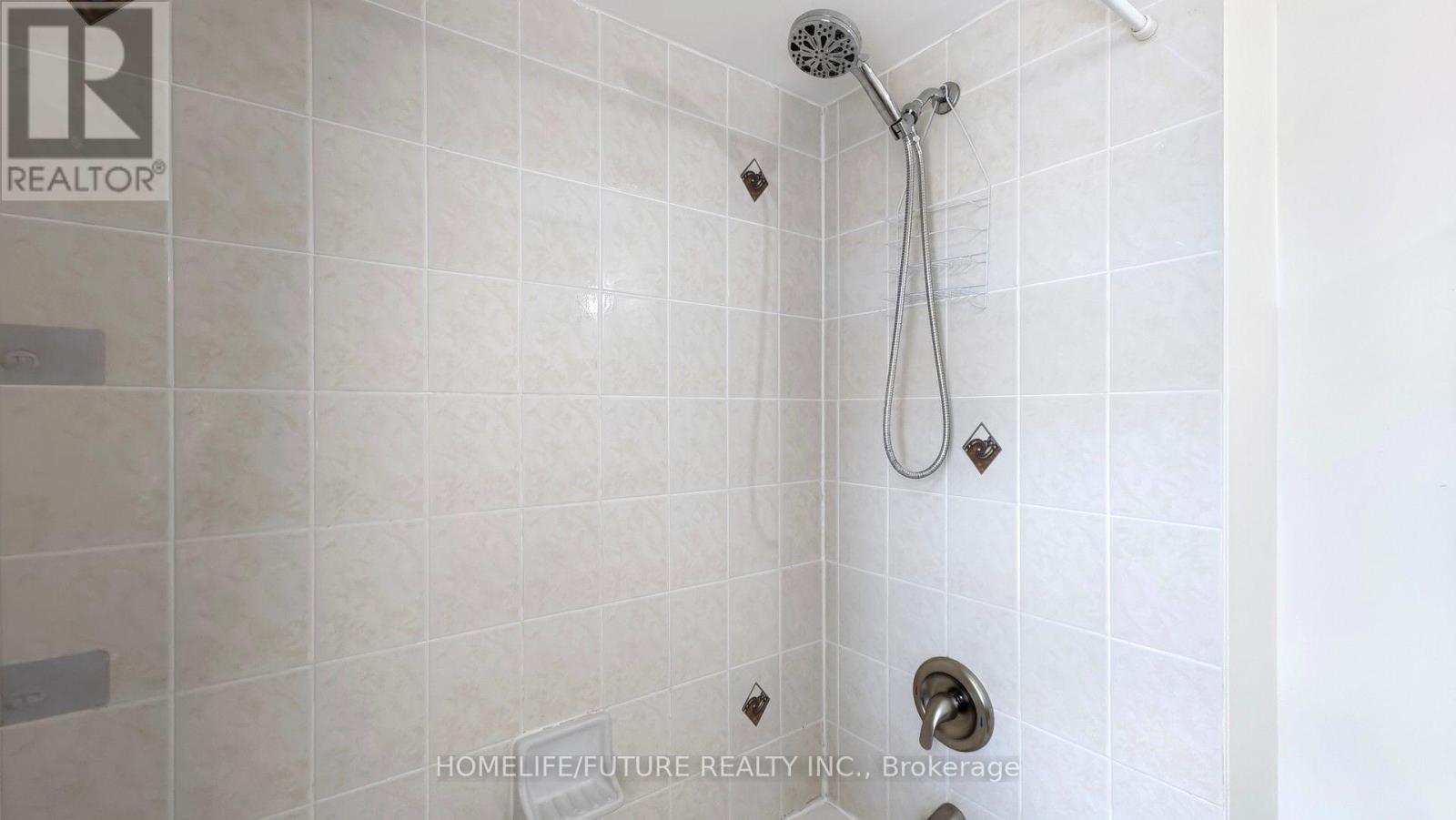 47 - 435 Middlefield Road Property Photo 28