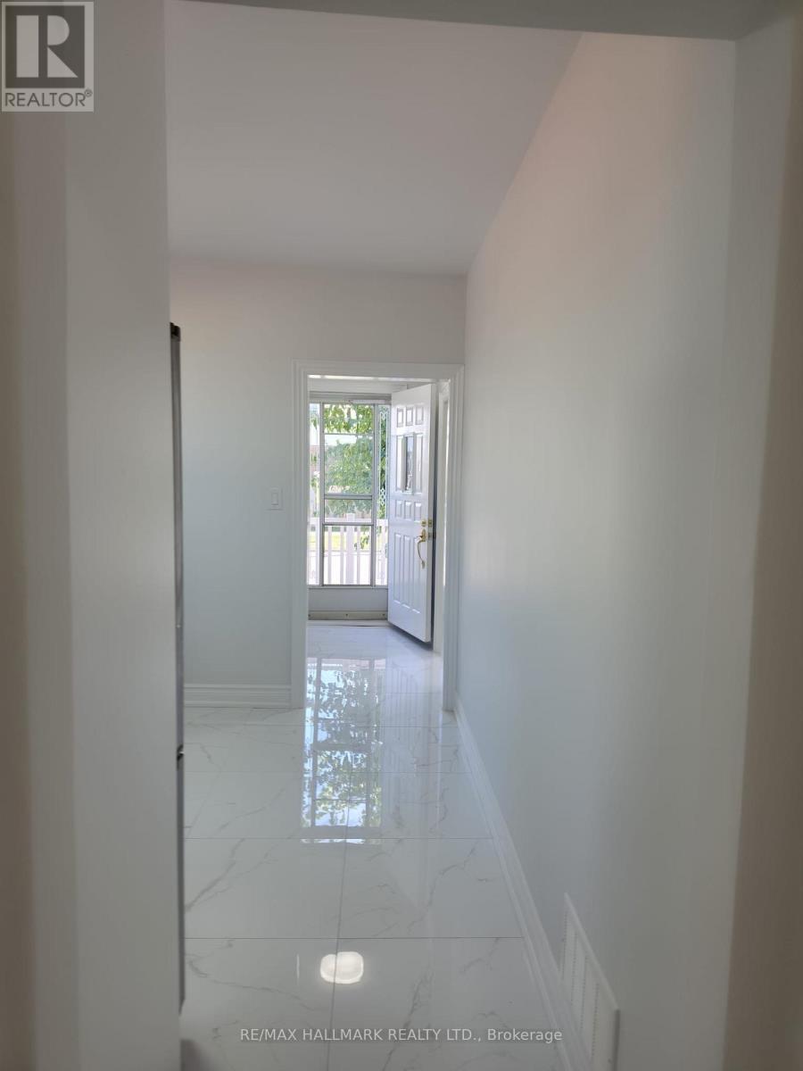 980 Glen Street Property Photo 10