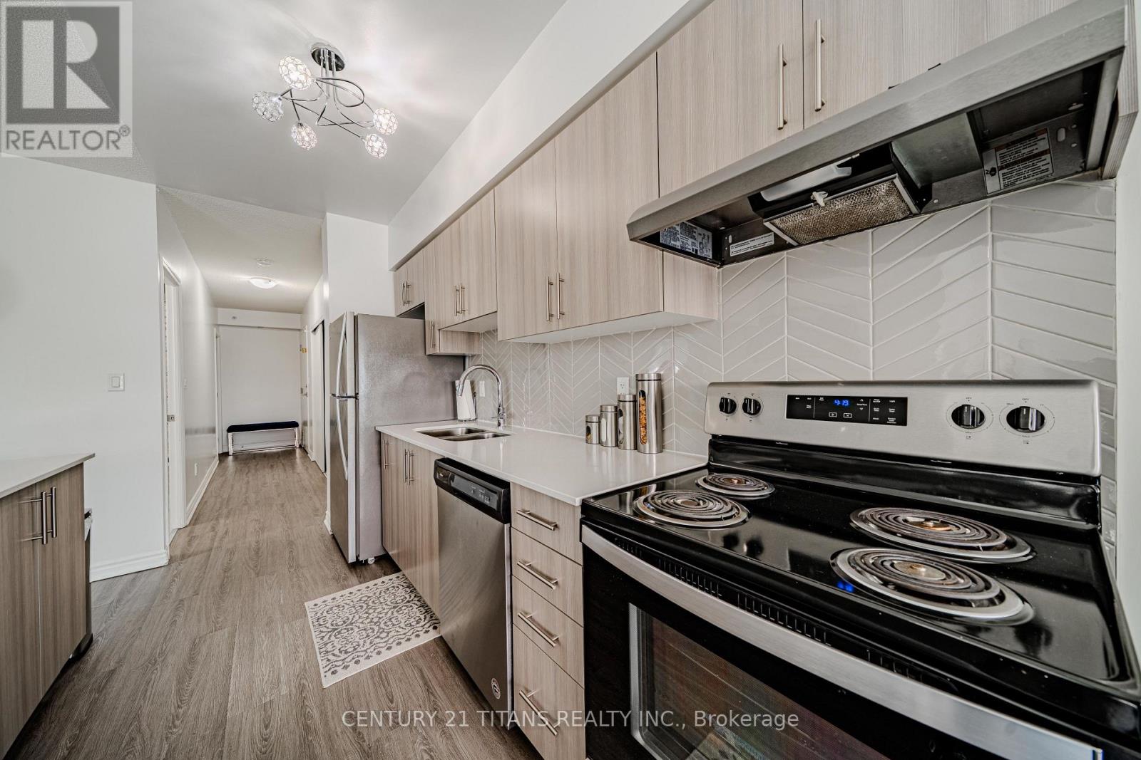 424 - 1 Falaise Road Property Photo 12