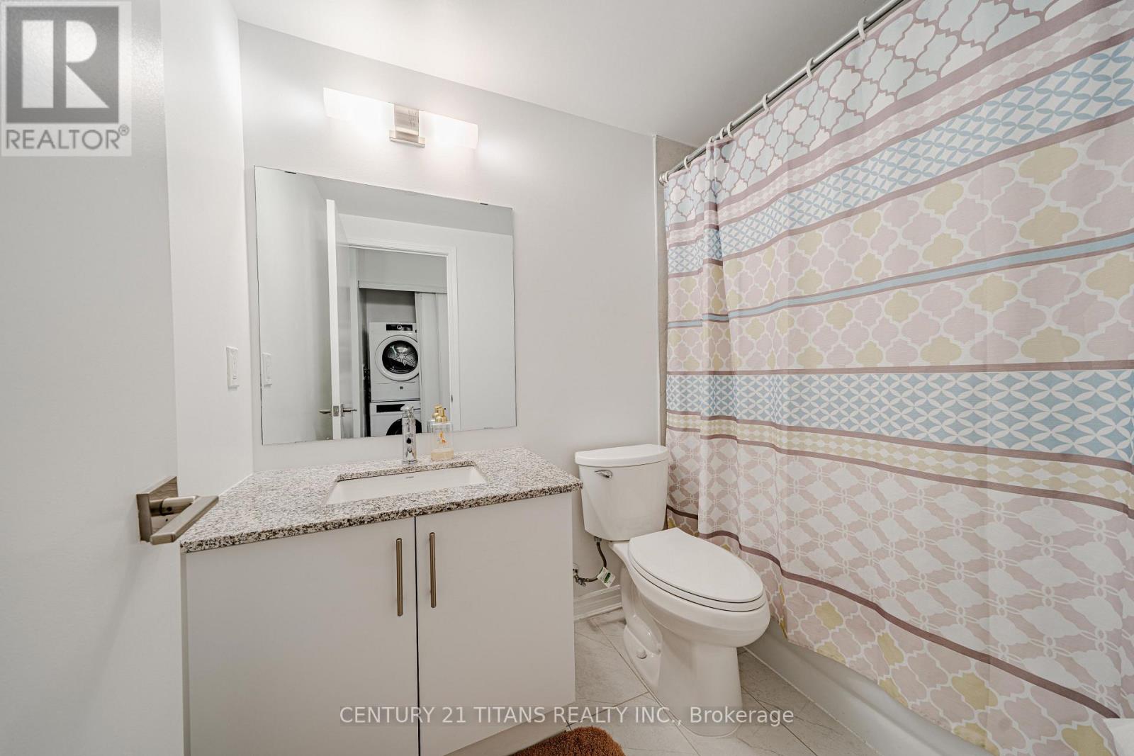 424 - 1 Falaise Road Property Photo 32