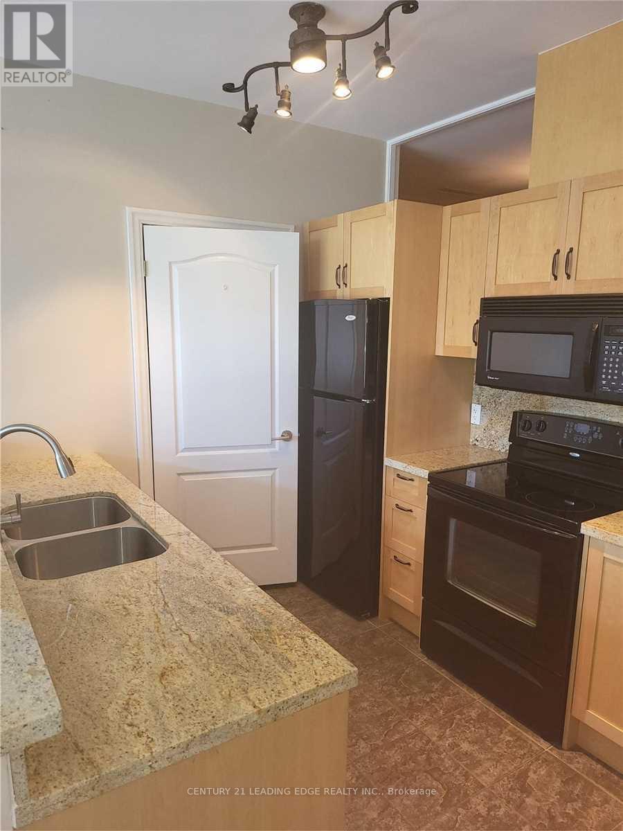 609 - 44 Bond Street W Property Photo 4