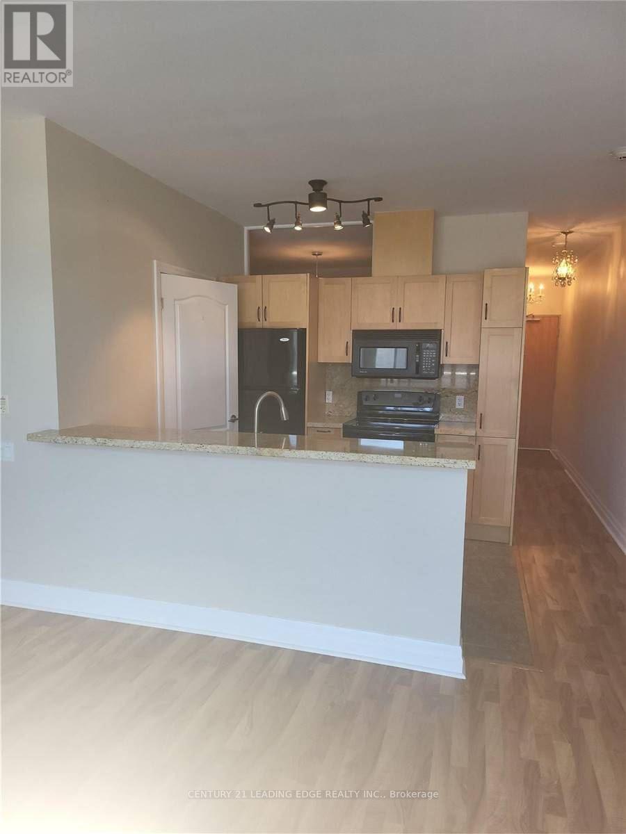 609 - 44 Bond Street W Property Photo 7