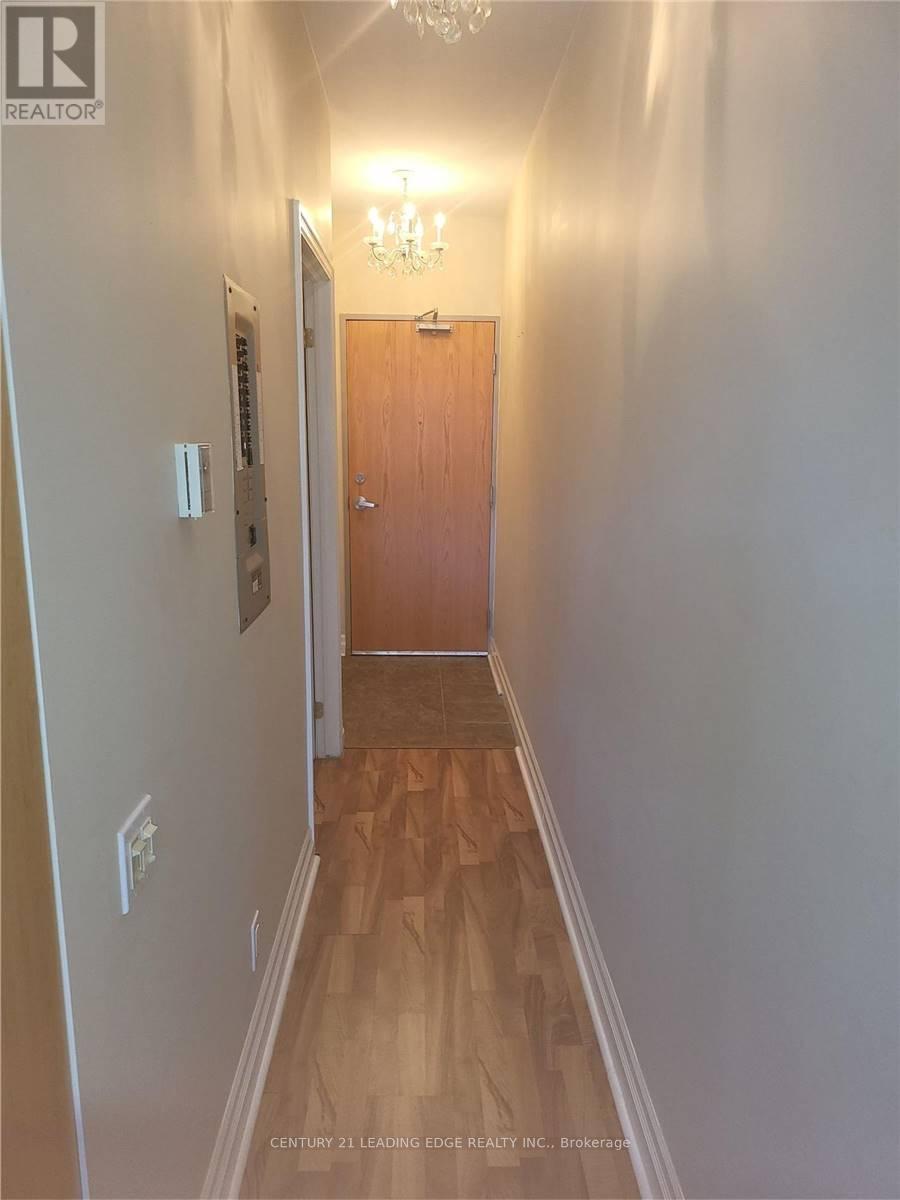 609 - 44 Bond Street W Property Photo 13