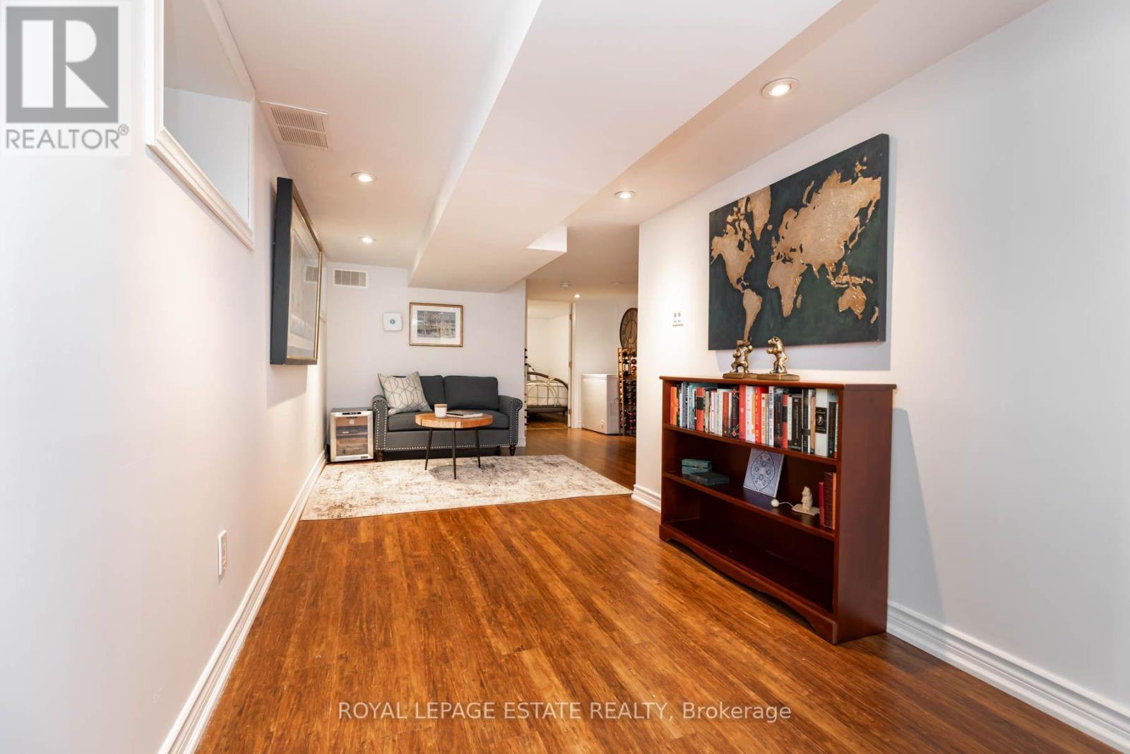 48 Bloomfield Avenue Property Photo 28
