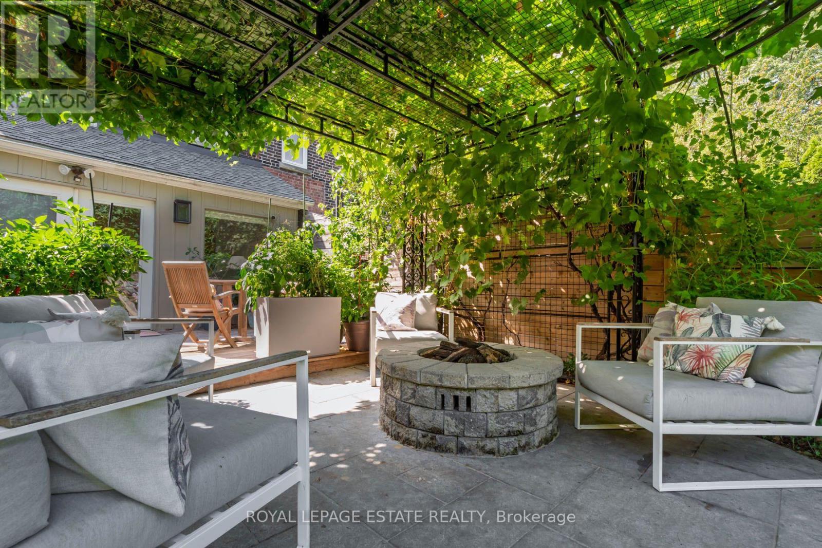 48 Bloomfield Avenue Property Photo 32