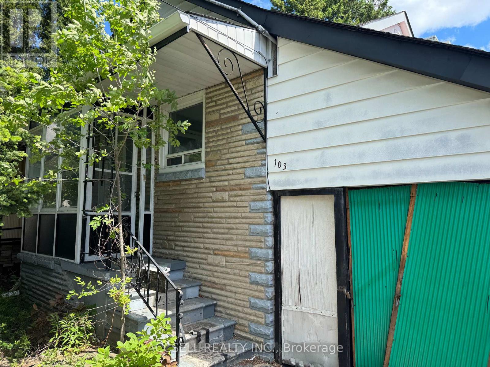 103 Donside Drive Property Photo 1