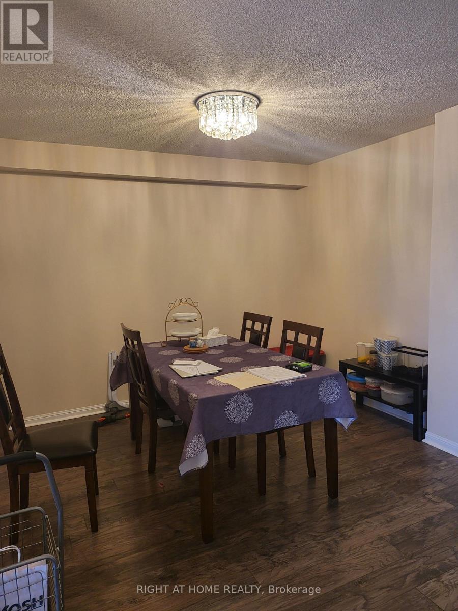 1502 - 88 Corporate Drive Property Photo 9