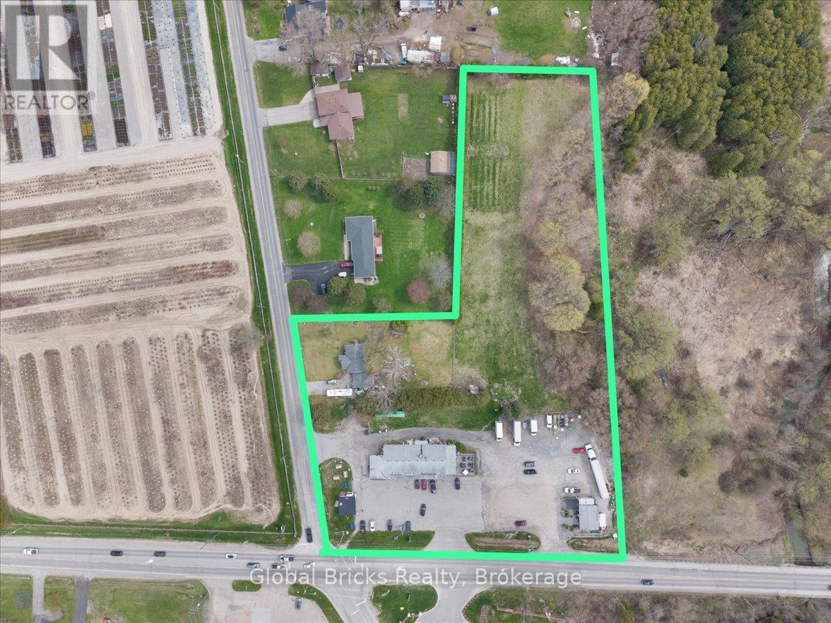 2363 Taunton Road Property Photo 2