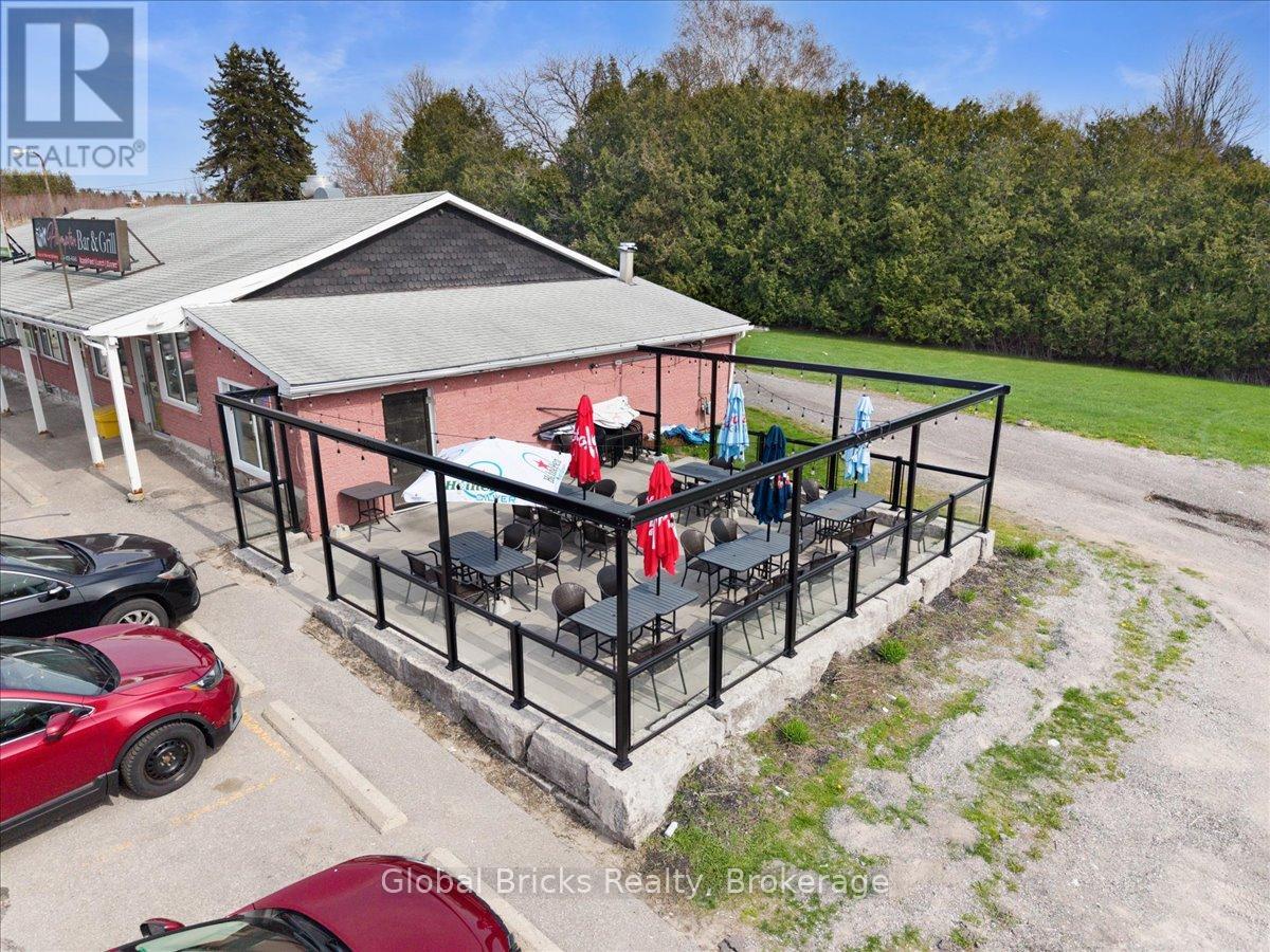 2363 Taunton Road Property Photo 9